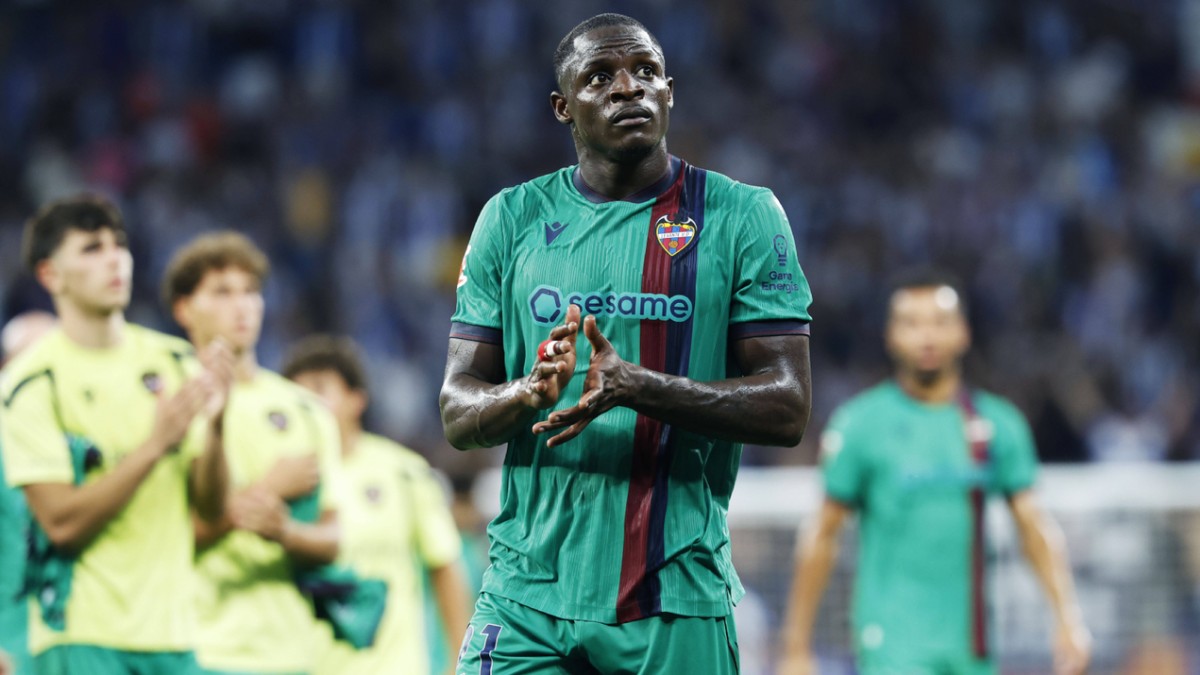 El Galatasaray se suma a la puja por Karl Etta Eyong y abre un nuevo escenario para el Levante