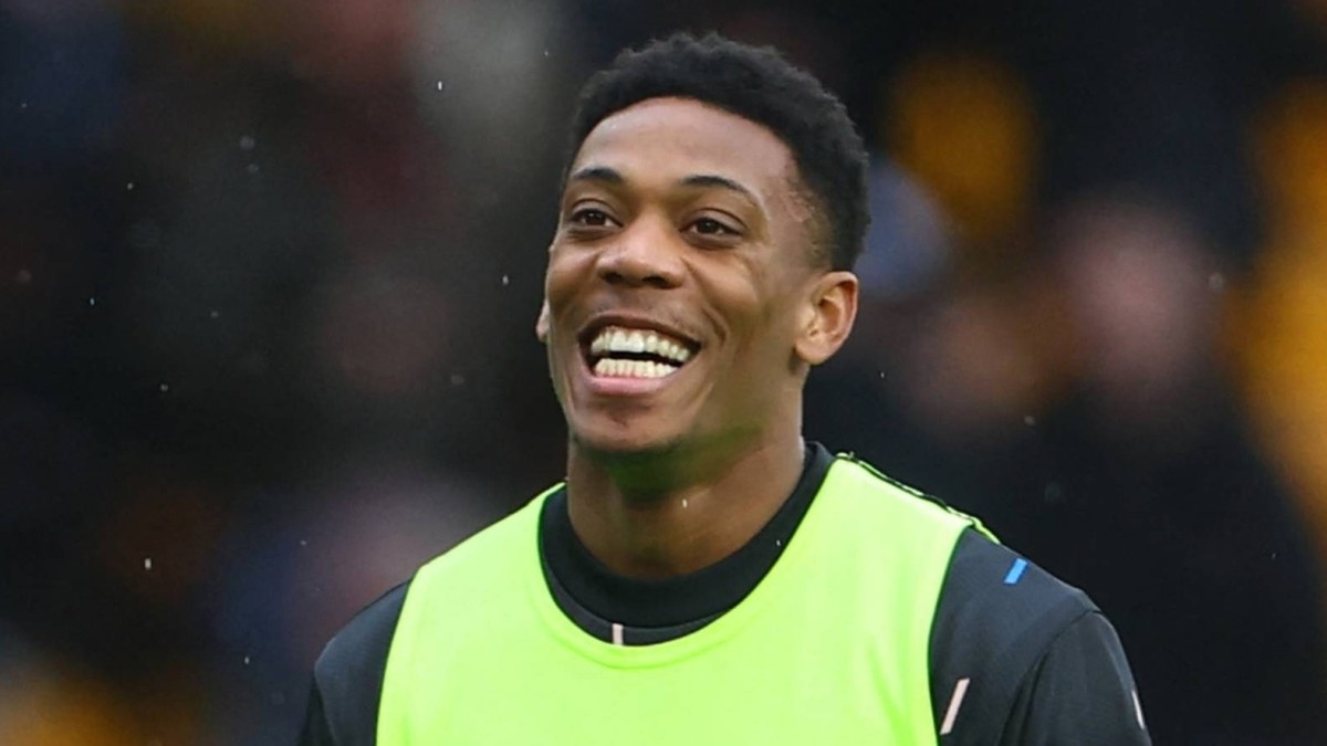 Anthony Martial, ofrecido al Málaga para reforzar el ataque