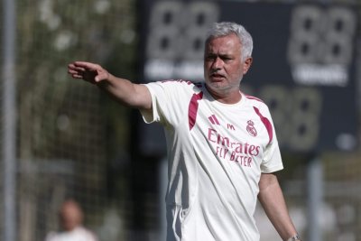 Mourinho fija un plazo de seis meses para ver un Real Madrid más sólido