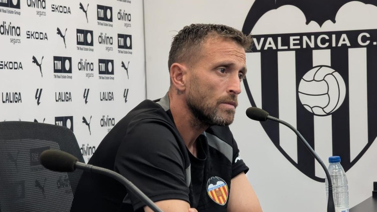 Aarón Mayol aprovecha su oportunidad y se gana sitio en el Valencia