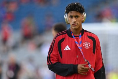 JJ Gabriel aterriza en Barcelona mientras Barça y Real Madrid pujan por su fichaje