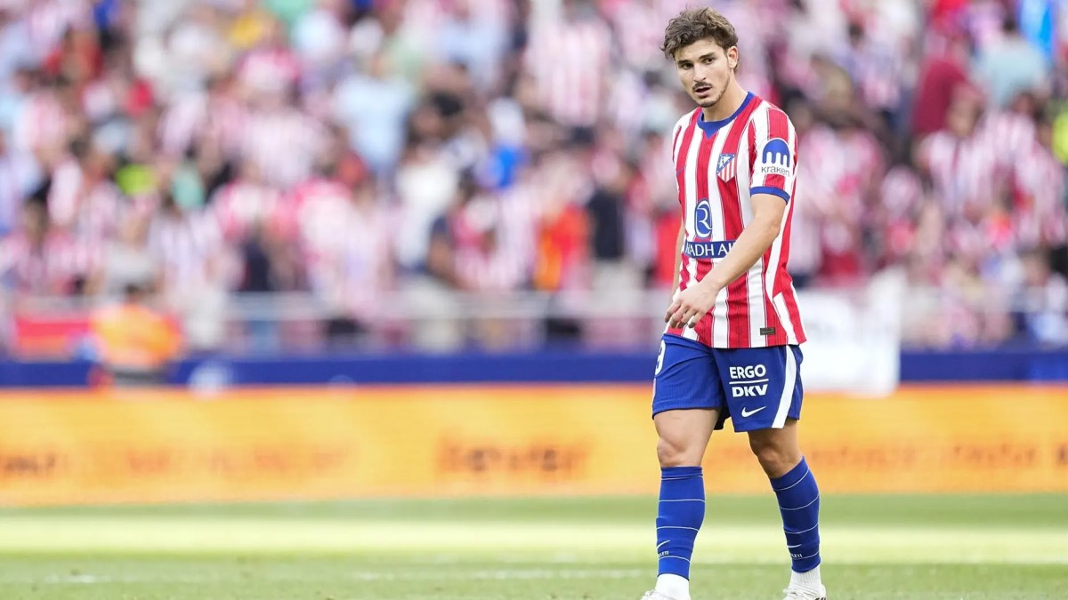 El Barça rebaja la necesidad de fichar a Julián Álvarez tras su arranque goleador