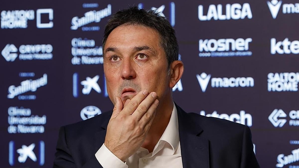 El Valencia mueve ficha y estudia cuatro delanteros libres para reforzar el ataque