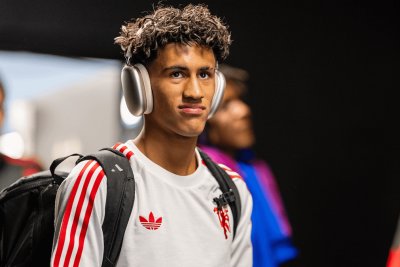 JJ Gabriel se acerca a España con Real Madrid y Barcelona atentos a su salida del United