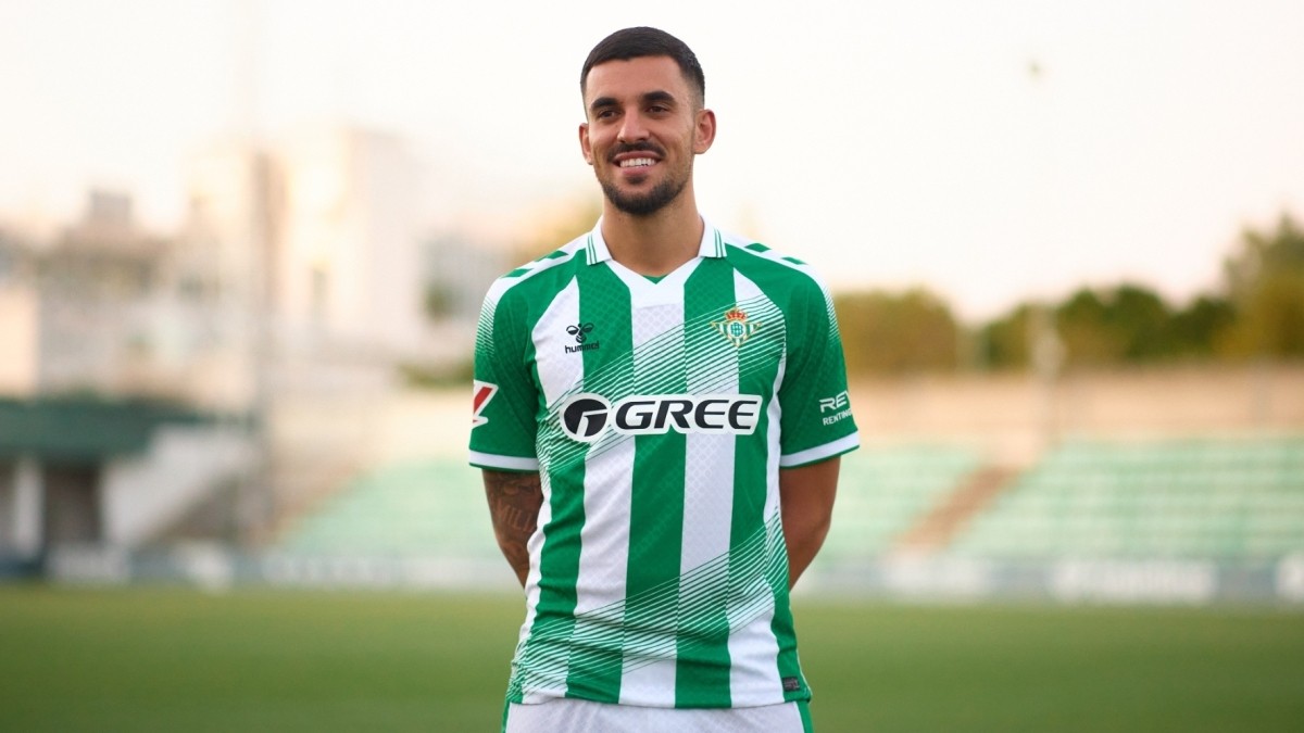Ceballos acelera su puesta a punto para pelear por la titularidad en el Betis