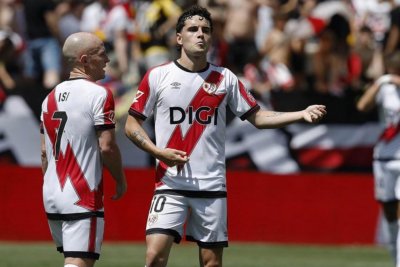 Camello dispara el interés en el Rayo Vallecano y entra en la agenda de varios mercados