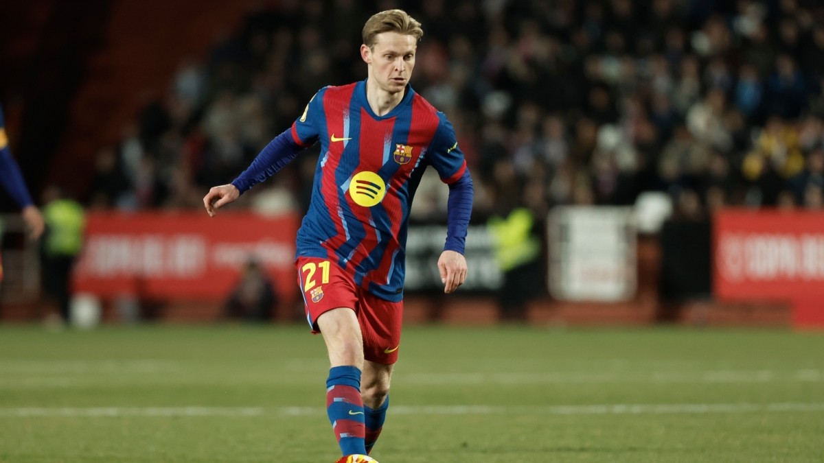 De Jong acelera su vuelta y el Barcelona debe decidir si lo expone antes de enero