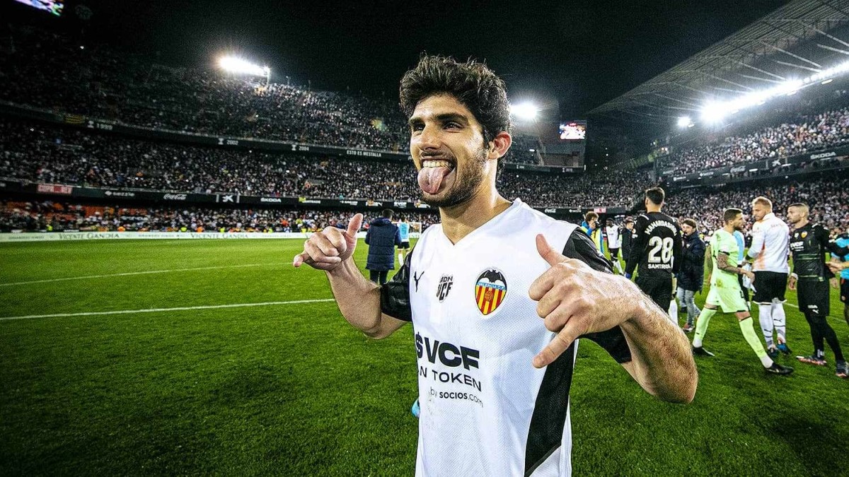 Gonçalo Guedes, el fichaje más caro del Valencia desde 2000: once operaciones por encima de 20 millones