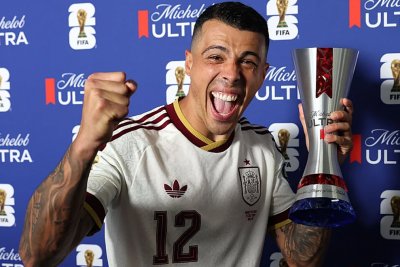 Pedro Porro vuelve a aparecer en la agenda del Barça ante la crisis del Tottenham