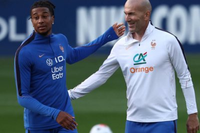 Camavinga gana peso con Zidane y obliga a Mourinho a tomar una decisión en el Real Madrid