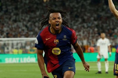 Koundé no piensa en salir del Barcelona y apunta a recuperar peso con Flick