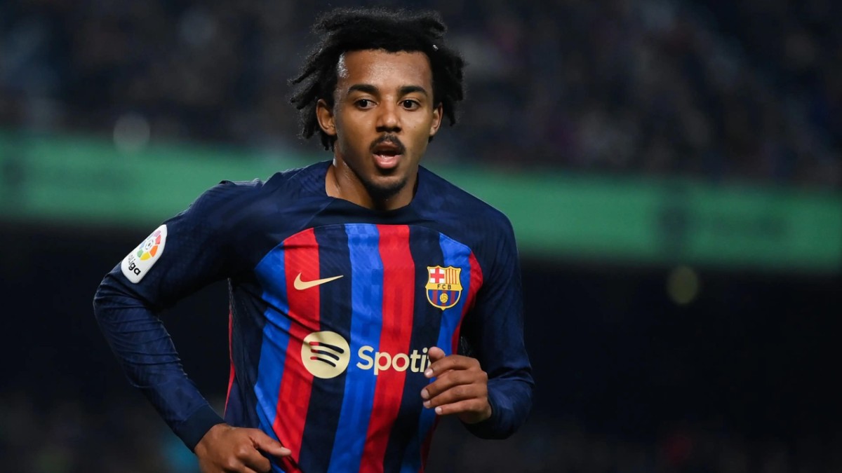El Barça fija un precio alto por Koundé ante el interés de la Premier