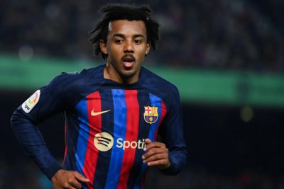 El Barça fija un precio alto por Koundé ante el interés de la Premier