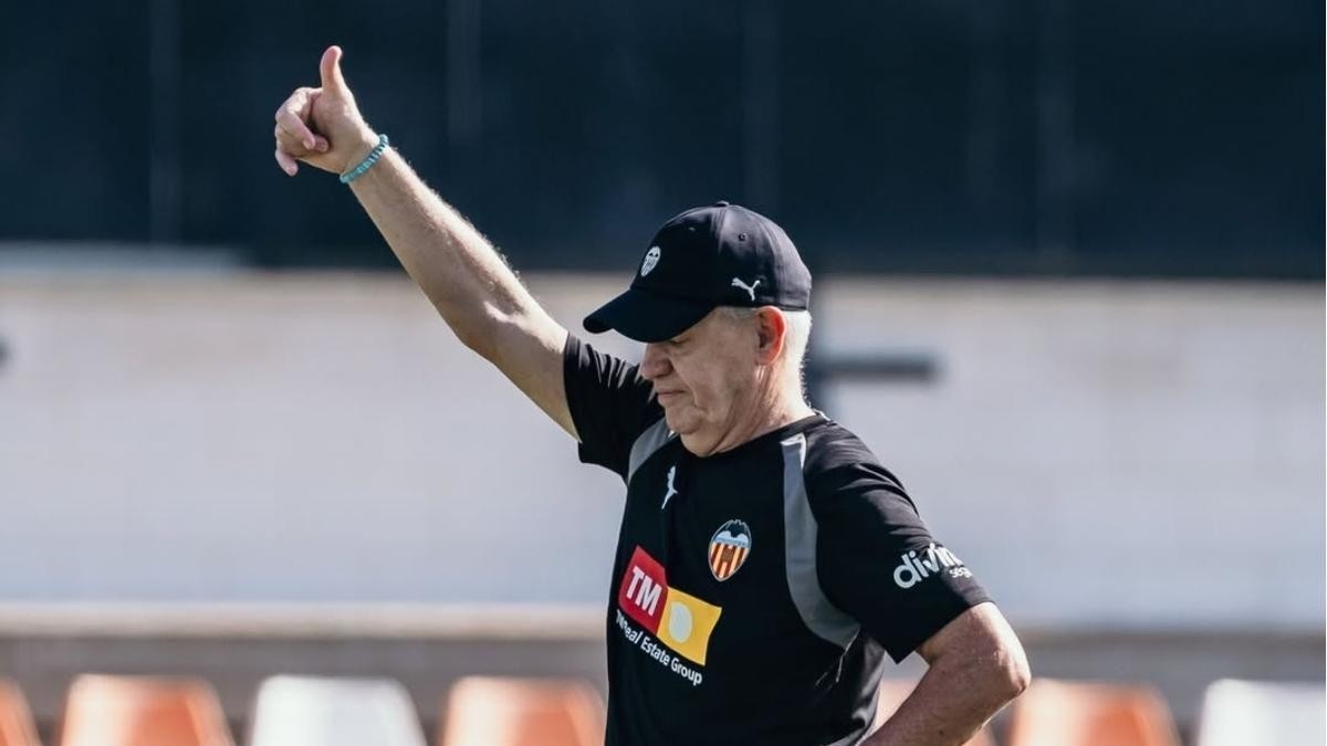 El Valencia sondea a Edson Álvarez y Erik Lira para enero tras un encuentro en Paterna