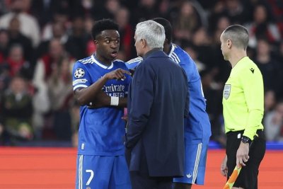 Mourinho estudia hasta cuatro cambios en el Real Madrid para recibir al Sevilla sin Vinicius