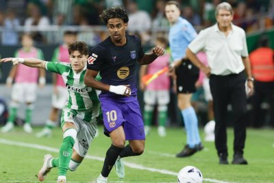 Paul Tenorio y Roncero amplifican la polémica arbitral tras el Betis-Barça