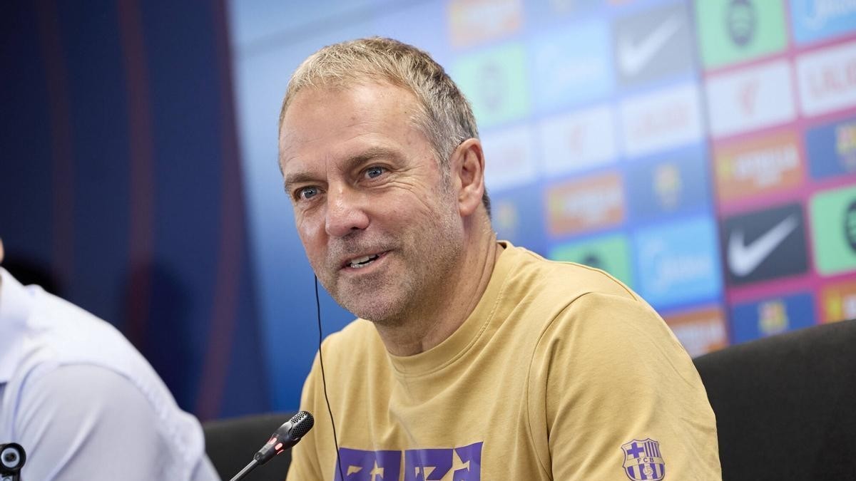 Flick mide fuerzas y minutos antes de París y del Clásico