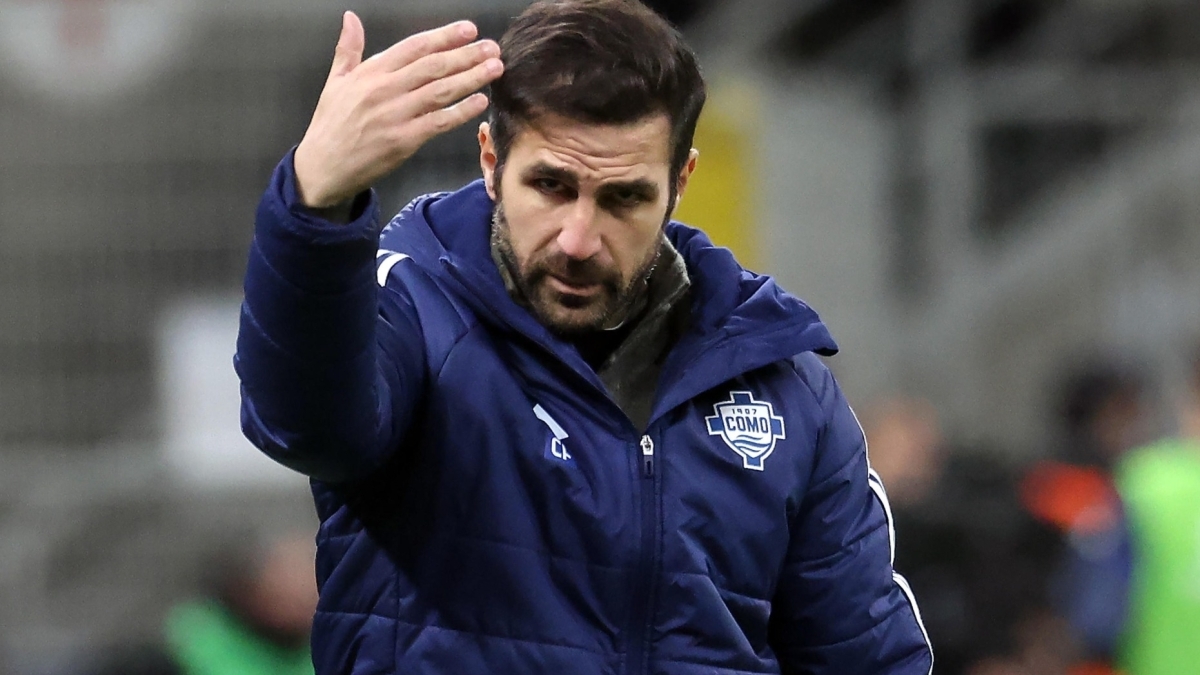 Fàbregas busca reforzar al Como con la incorporación de Eric García