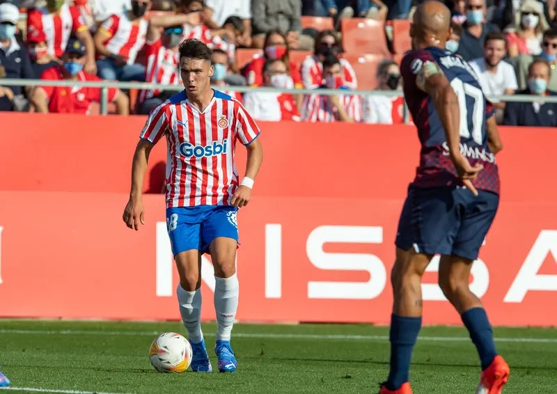 El interés del Barcelona en Arnau Martínez