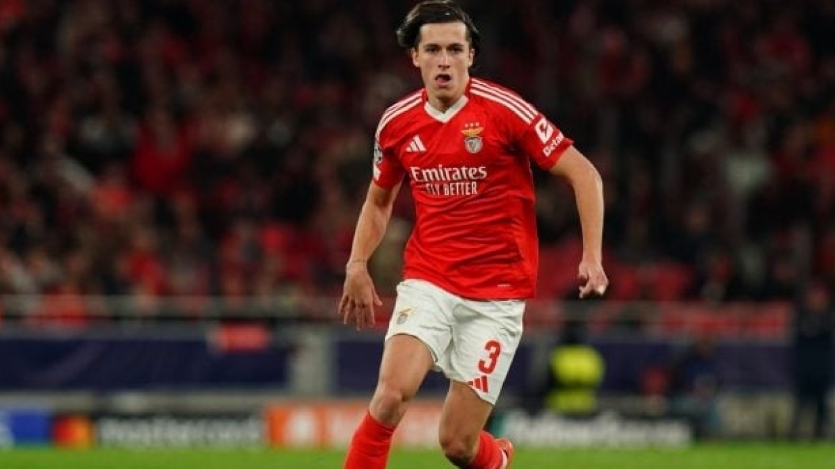 El Interés del Barcelona en Álvaro Carreras como Refuerzo en el Lateral Izquierdo