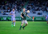 El Alavés lucha por mantener a Carlos Vicente