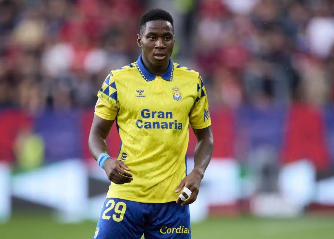 El Chelsea muestra interés en Essugo, talentoso mediocampista de Las Palmas