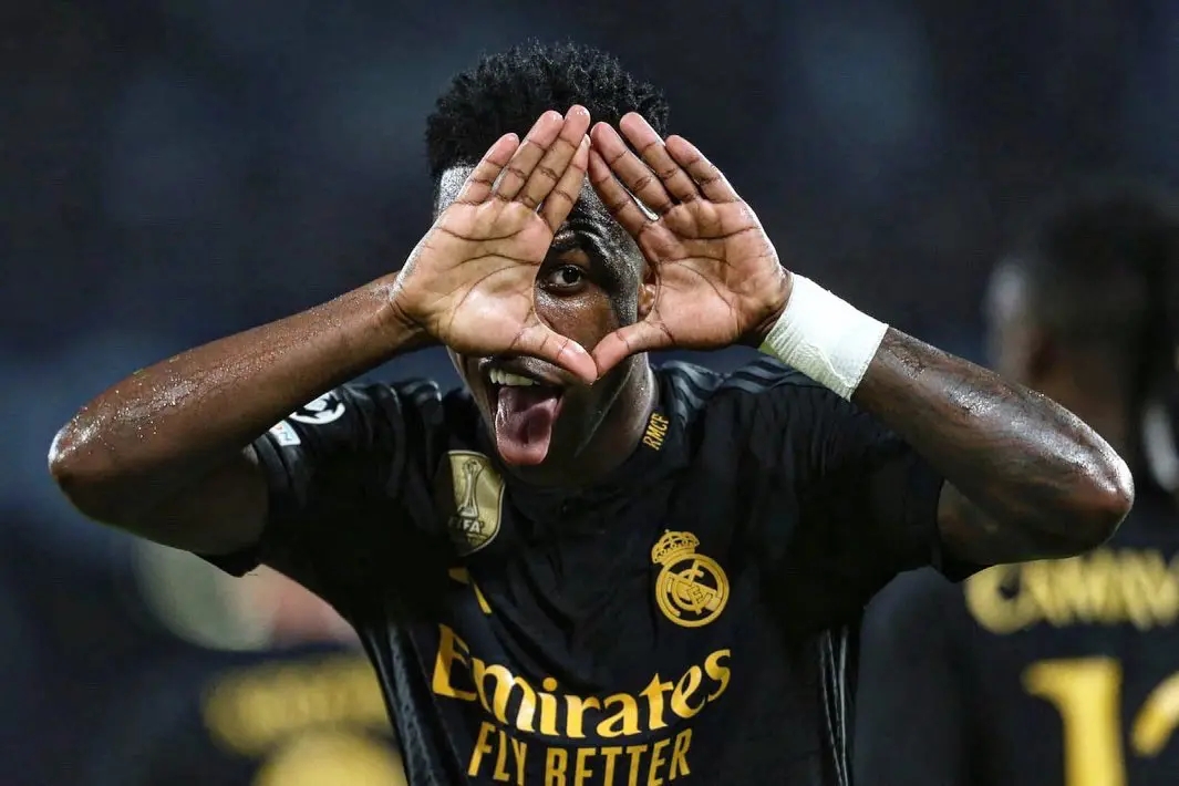 Vinicius presiona por su renovación y el Real Madrid se mantiene firme