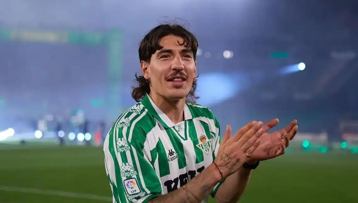 Bellerín, en busca de nuevos horizontes en el Betis