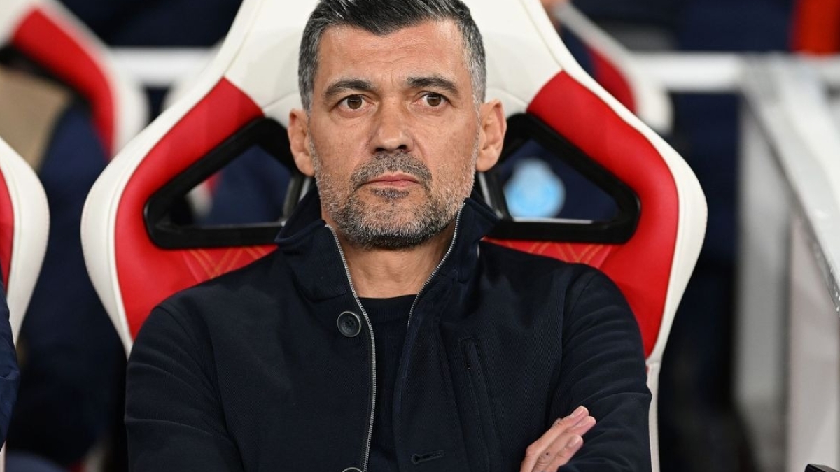 El Milan busca asegurar la permanencia de Álex Jiménez