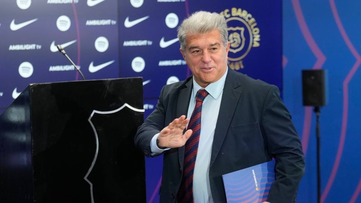 Las 3 opciones preferidas de Flick para reforzar el lateral derecho del Barcelona