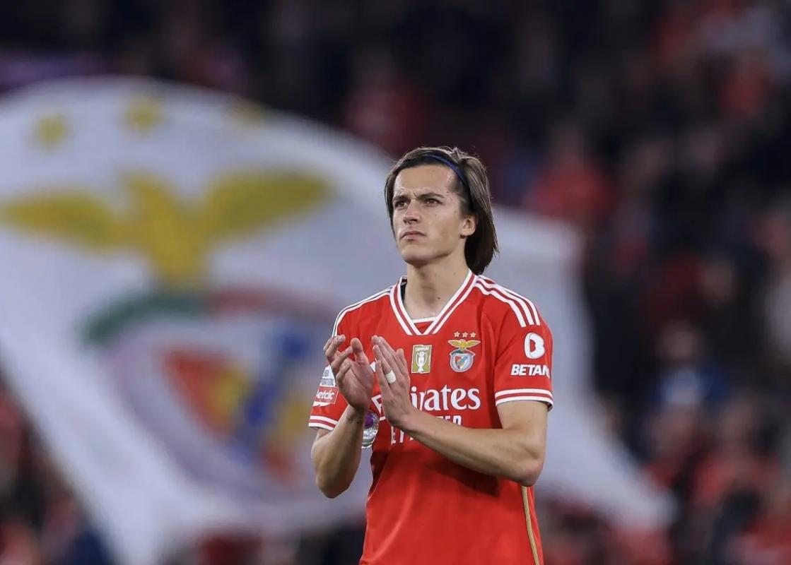 El Atlético de Madrid apunta a Álvaro Carreras como refuerzo estelar