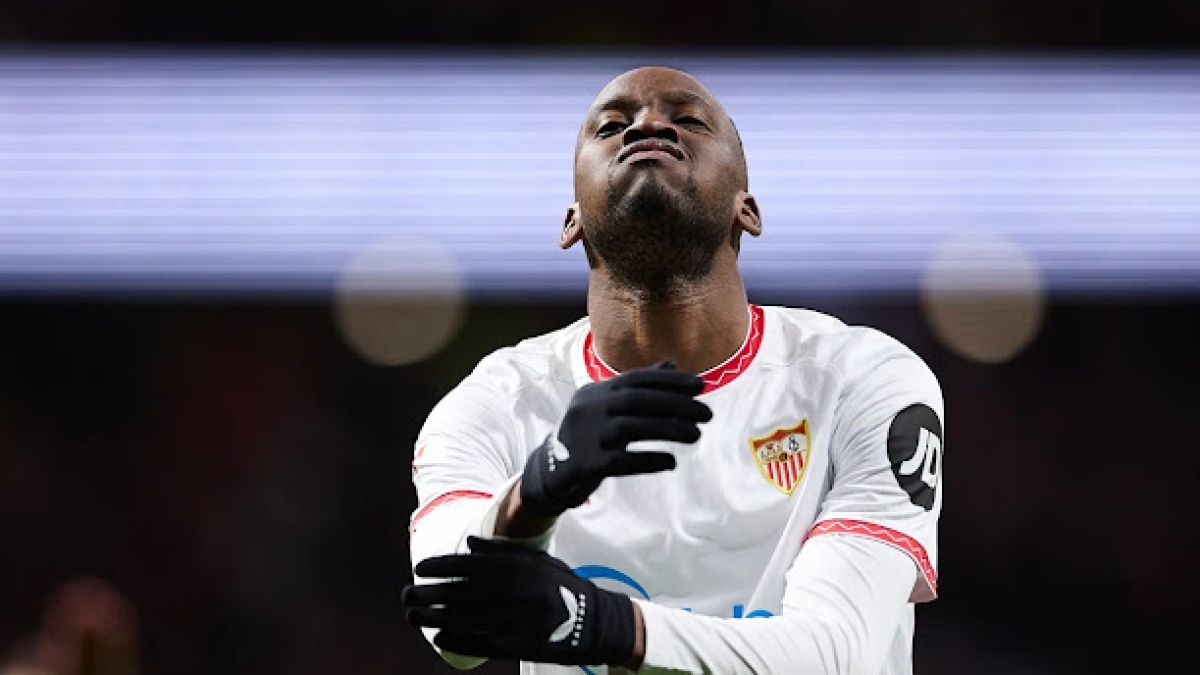 Oferta de 45 millones por Dodi Lukebakio