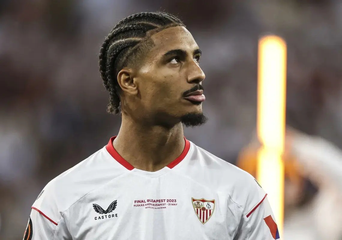 El Chelsea se interesa en Loïc Badé