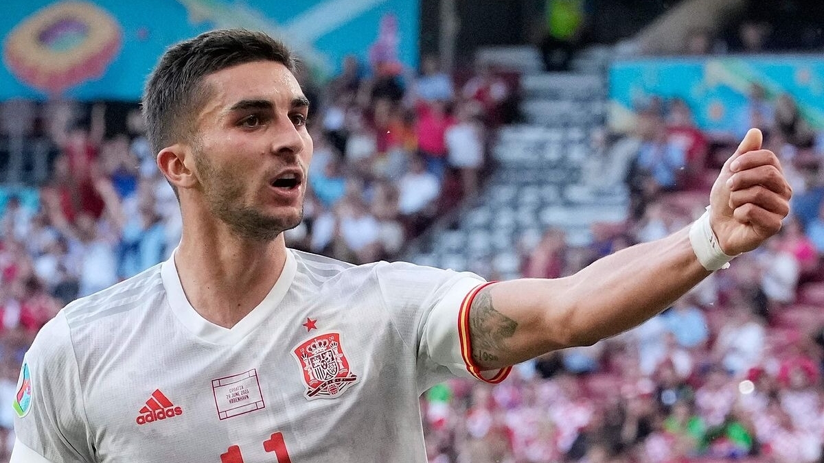 Tres clubes de la Premier interesados en Ferran Torres del Barcelona